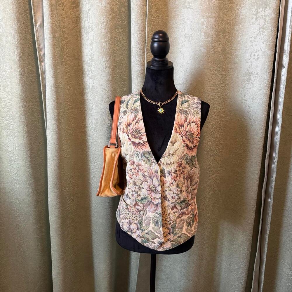 Vintage 90s Wrapper USA Floral Tapestry Button Up Vest